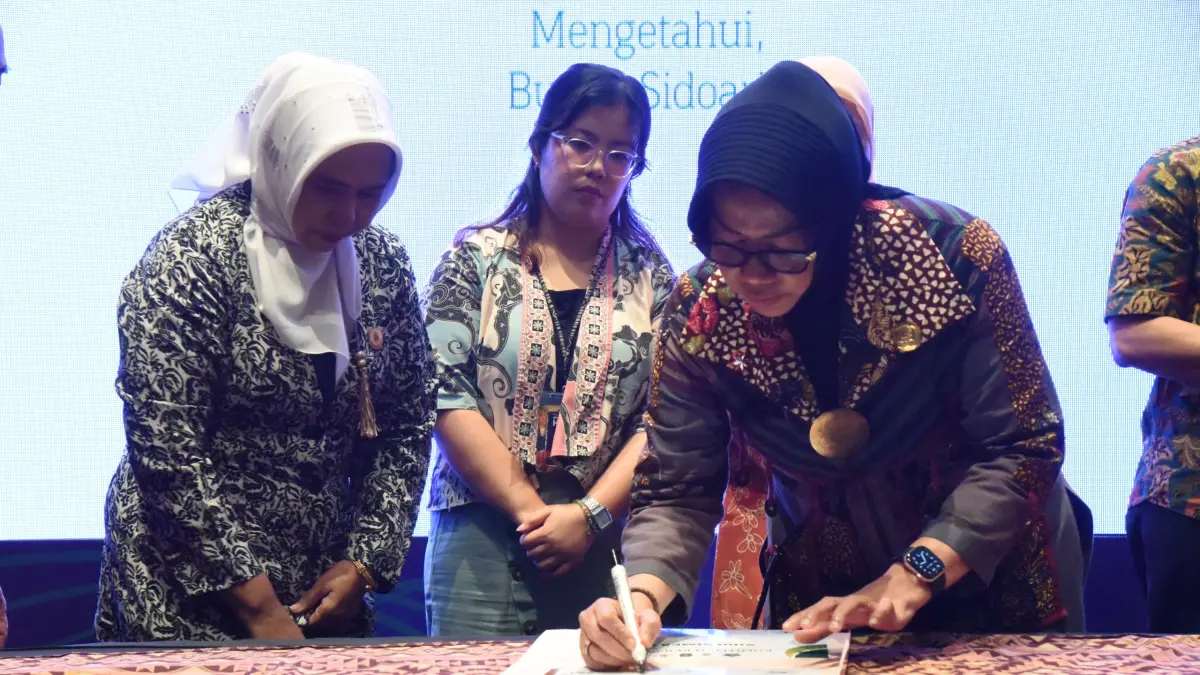 SINERGIS: Penandatanganan komitmen bersama penanggulangan angka kematian ibu (AKI) dan angka kematian bayi (AKB).