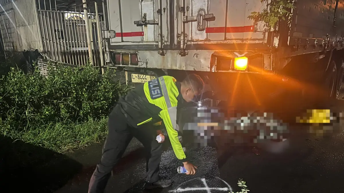 TRAGIS: Kecelakaan terjadi di Jalan Raya Sarirogo mengakibatkan pemotor tewas. 