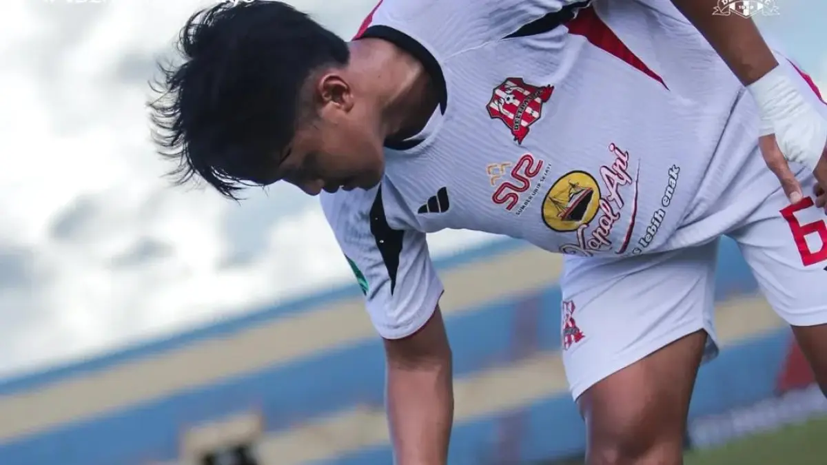 
KONSENTRASI: Pemain Deltras Sidoarjo, Nurul Huda. (DELTRAS FC)