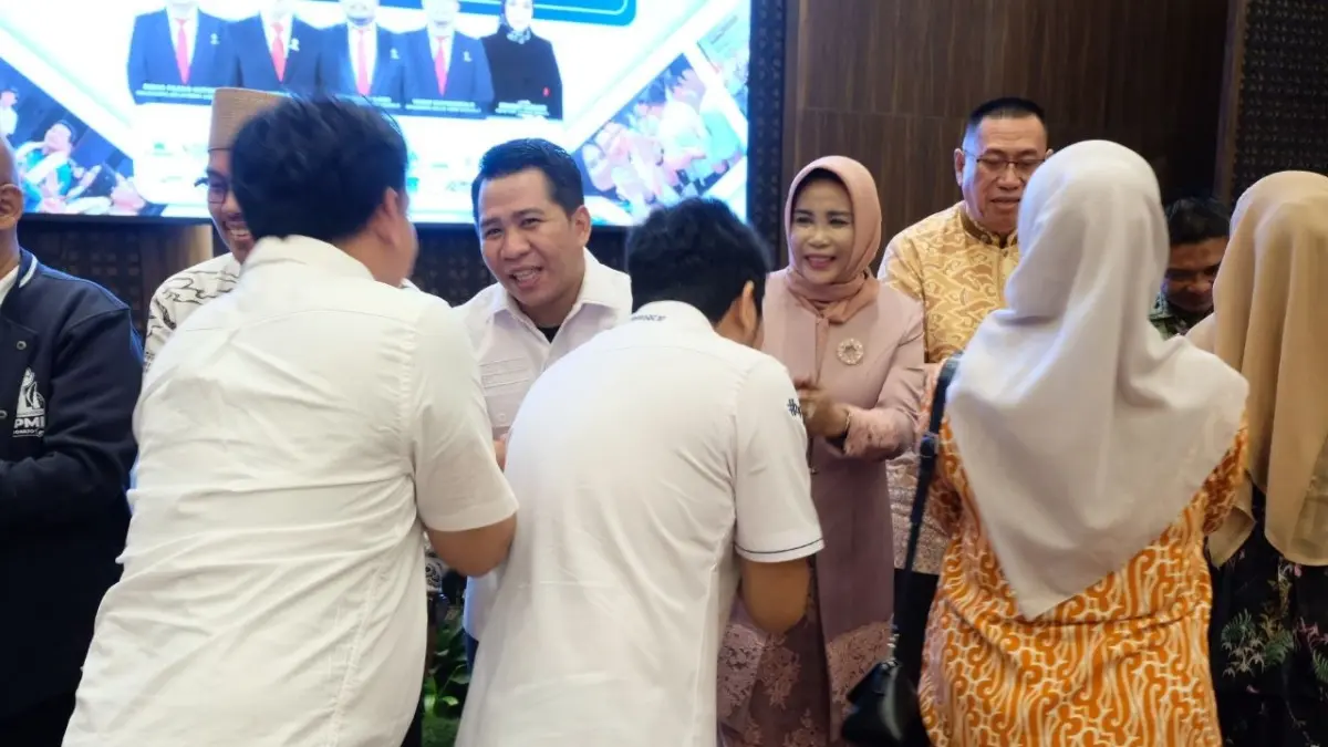 SINERGIS: Wakil Bupati Sidoarjo Mimik Idayana menghadiri acara Halalbihalal yang digelar DPC Himpunan Pengusaha Muda Indonesia (HIPMI) Sidoarjo 