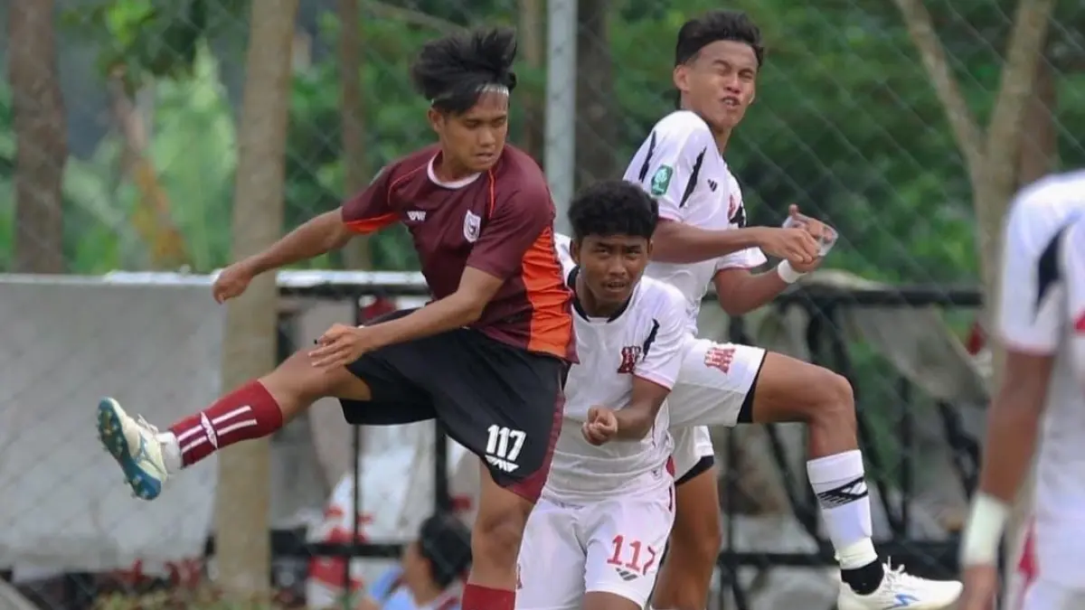 KALAH: Pemain Deltras FC Sidoarjo U-19 saat bertanding. (DELTRAS ACADEMY)