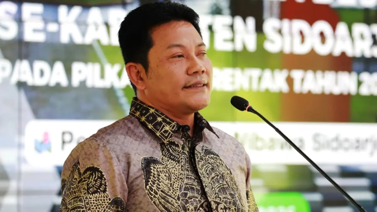 Bupati Sidoarjo Subandi