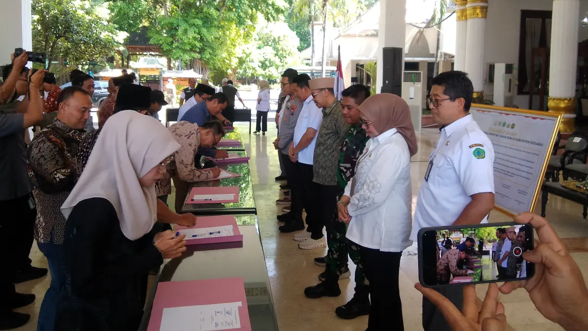 RAWAN: Deklarasi Damai Pilkades 2026 di Pendopo Delta Wibawa, Rabu (13/5). (DIKY SANSIRI/RADAR SIDOARJO)