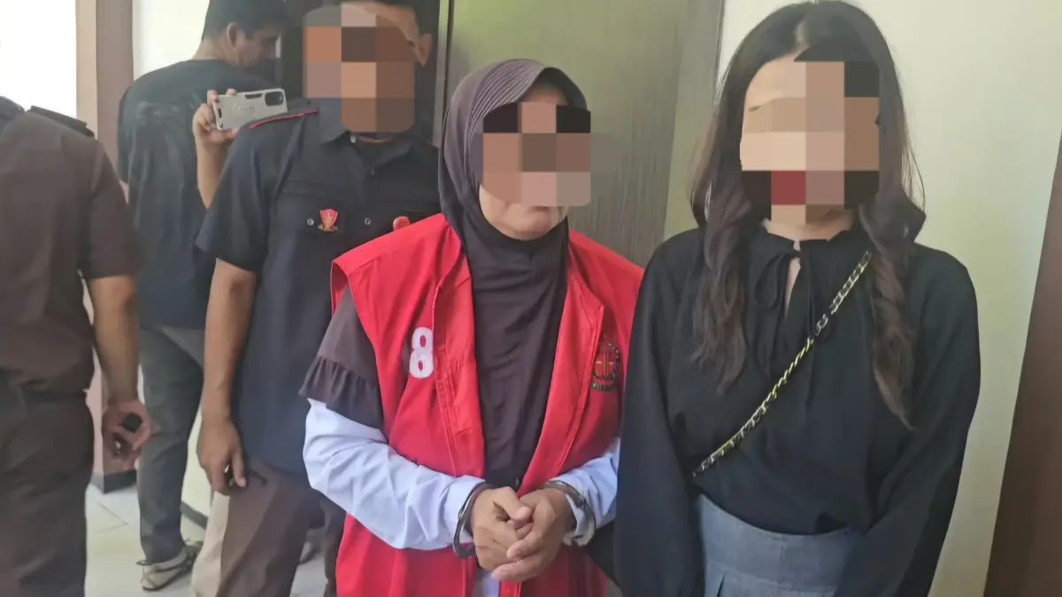 BERSALAH: Terdakwa Susiani (pakai rompi) usai menjalani sidang.