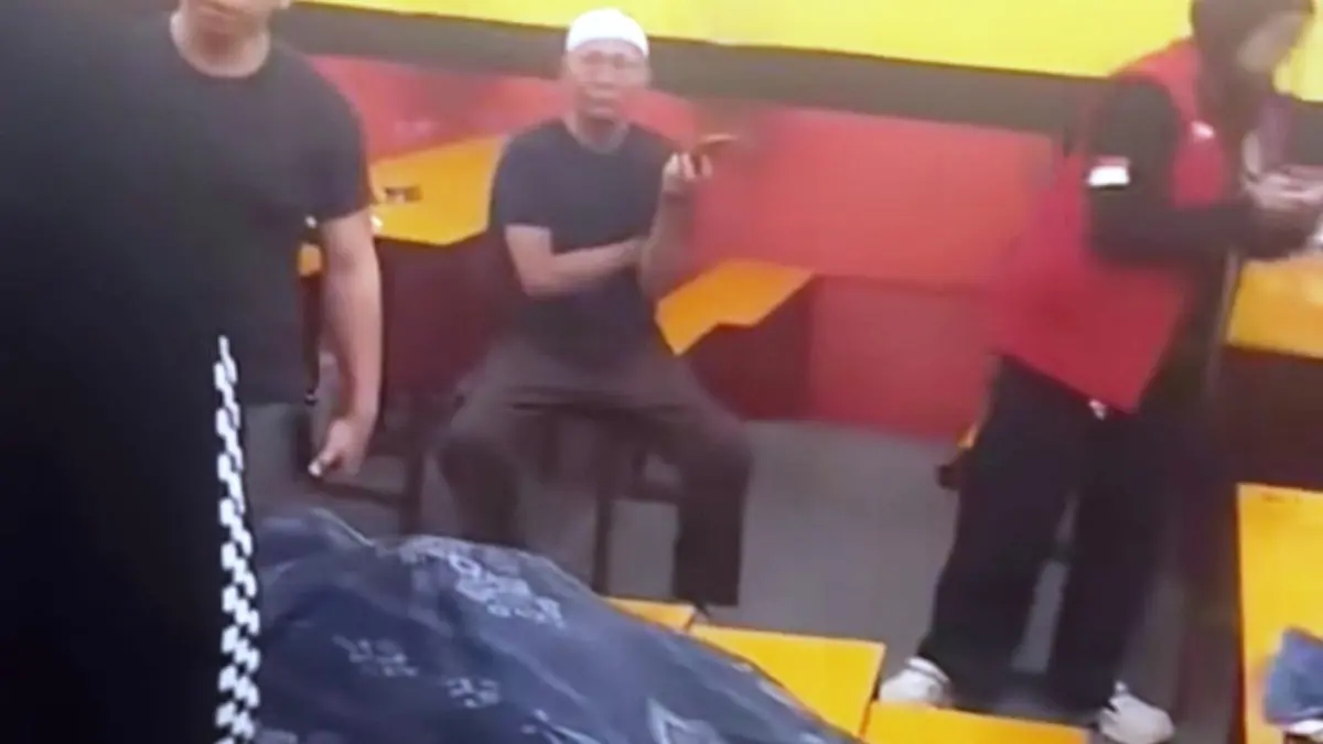 HEBOH: Kondisi korban meninggal di warkop.