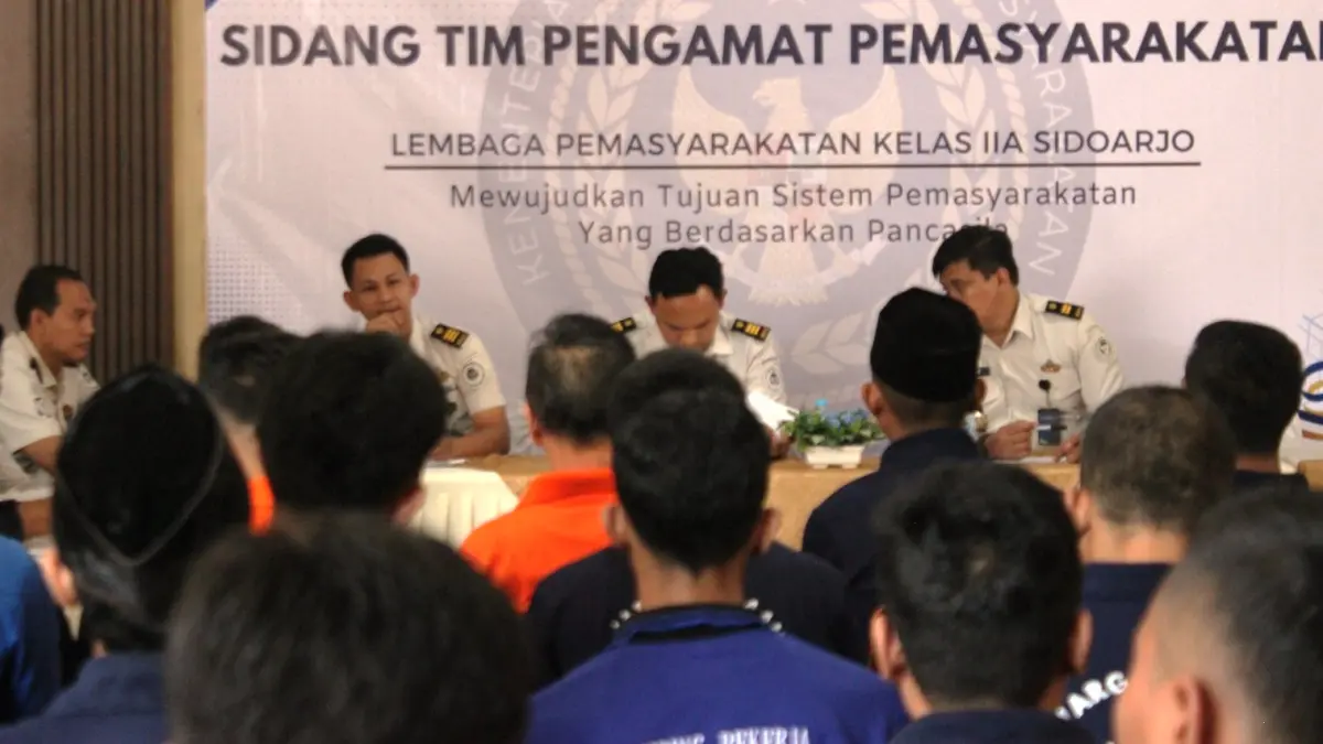 SIDANG: Sebanyak 26 WBP Lapas Kelas IIA Sidoarjo disetujui untuk memperoleh program pembebasan bersyarat dan cuti bersyarat melalui Sidang Tim Pengamat Pemasyarakatan (TPP).