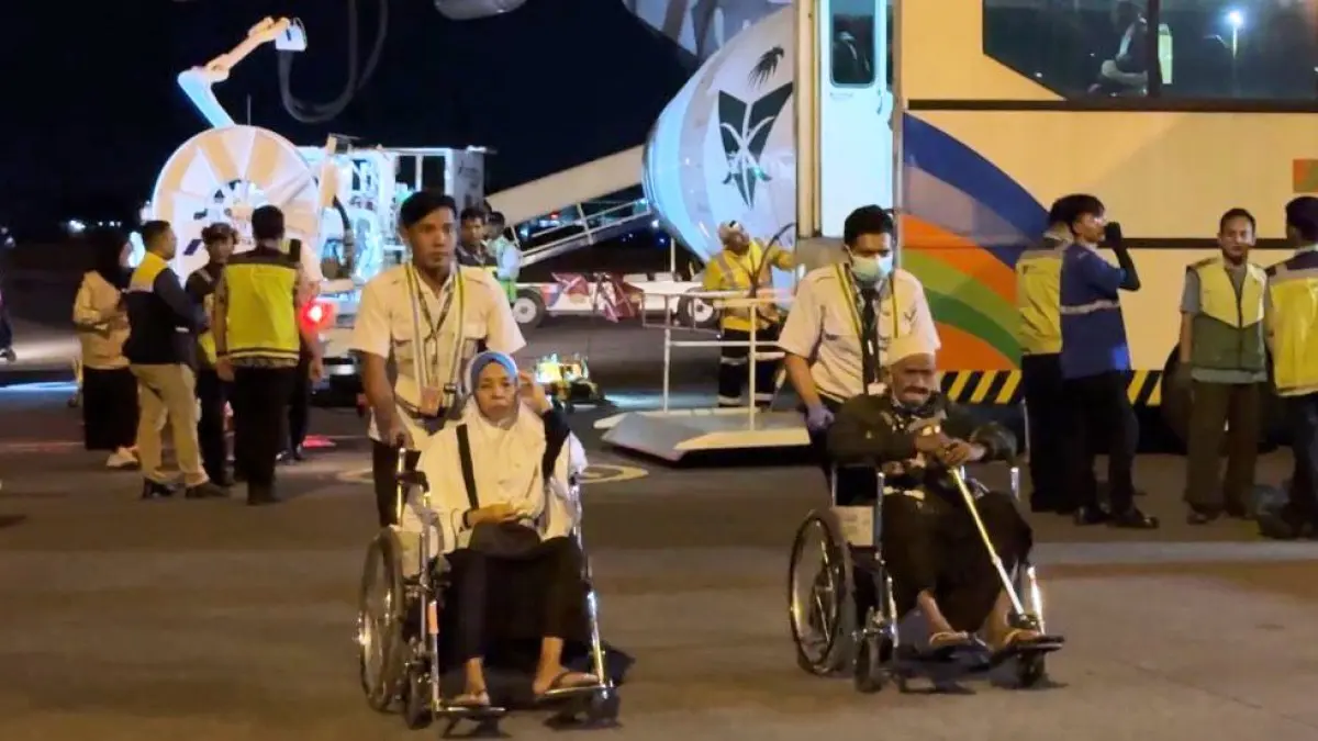 LANCAR: Jemaah haji tiba di Bandara Internasional Juanda Sidoarjo.
