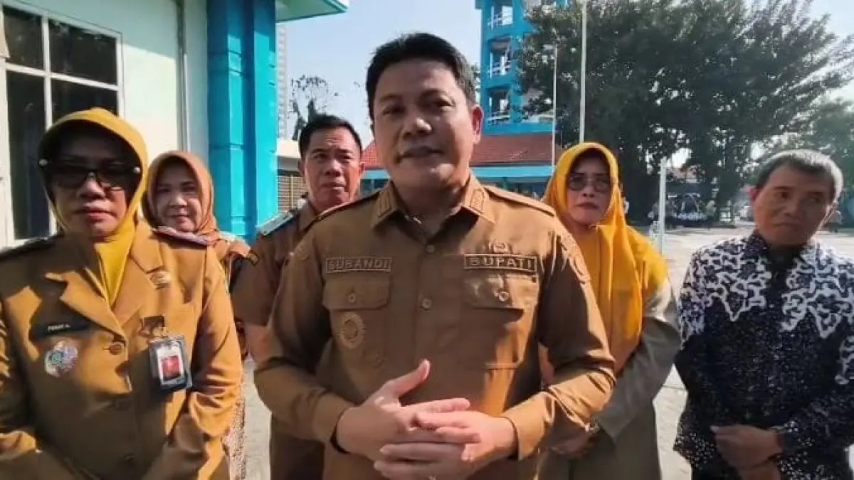 
Bupati Sidoarjo Subandi. (DIKY SANSIRI/RADAR SIDOARJO)