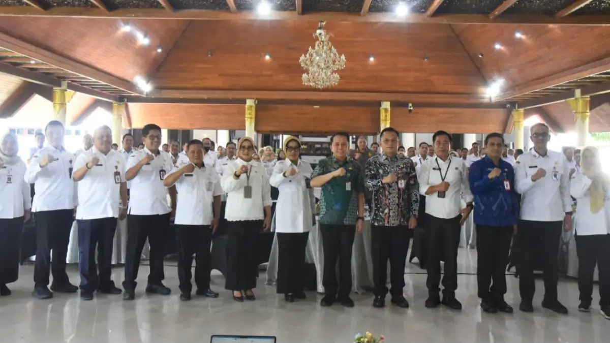 PENGAWASAN: Kegiatan Ngopi (Ngobrol Pintar) tentang penguatan penyelenggaraan otonomi daerah dan pengelolaan keuangan daerah di Pendapa Delta Wibawa, Rabu (5/8).