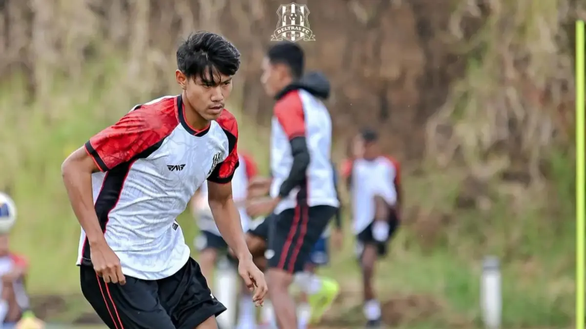 KEBUGARAN: Pemain Deltras FC Sidoarjo sedang berlatih. (Foto Deltras Sidoarjo)