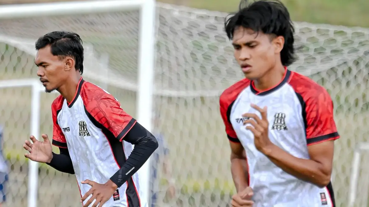 LATIHAN: Pemain Deltras FC Sidoarjo. (Foto Deltras Sidoarjo)