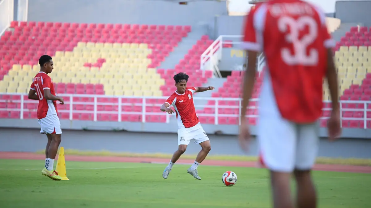 PERSIAPAN: Deltras FC Sidoarjo saat menggelar latihan. (Foto Deltras Sidoarjo)