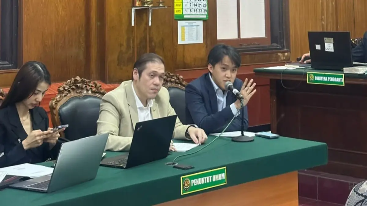 Kuasa hukum PT JFC, E.L. Sajogo dari MS&A Law Firm. (ESTU FARIDA LESTARI/JAWA POS)