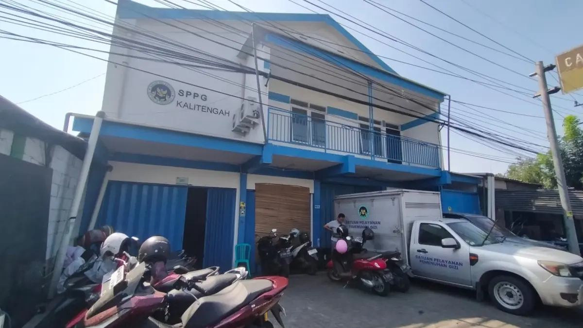TERTUTUP: SPPG Kalitengah Tanggulangin disuspend usai para santri keracunan diduga usai makan MBG. (SURYANTO/RADAR SIDOARJO)