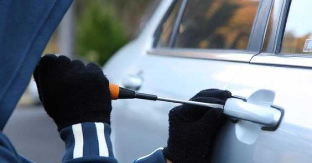 ENTAH KE MANA: Mobil lenyap saat ditinggal tidur. Entah bagaimana si pencuri mengambilnya. (ILUSTRASI/DOK JPC)