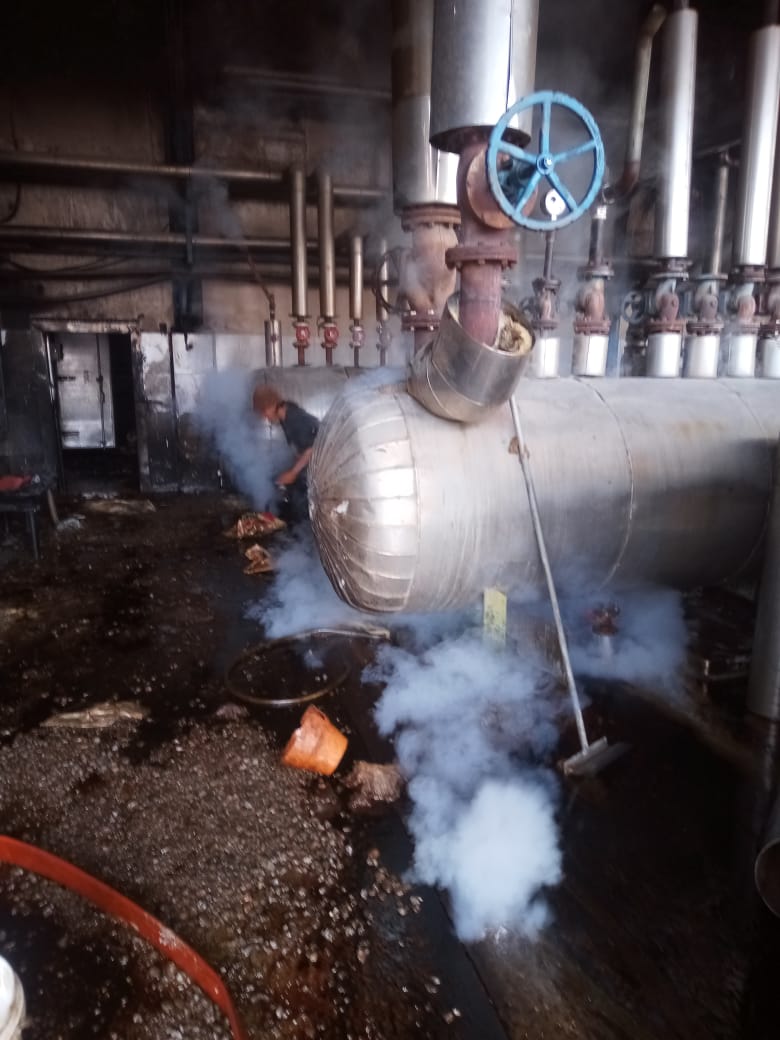 HANGUS: Pabrik pengolahan sosial yang terbakar.  (IST)