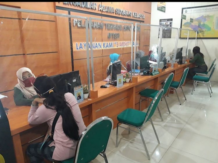 KONSULTASI : Layanan pendaftaran di Kantor Pengadilan Agama Sidoarjo, Sekardangan.