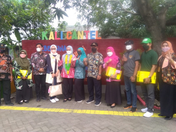 DISULAP: Ketua TP PKK Sidoarjo Sa