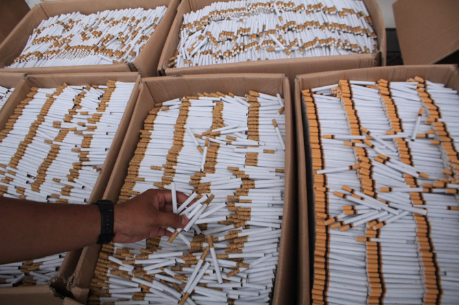 DIAMANKAN: Barang bukti rokok illegal hasil penyitaan polisi. (HENDRIK MUCHLISON/RADAR SIDOARJO)