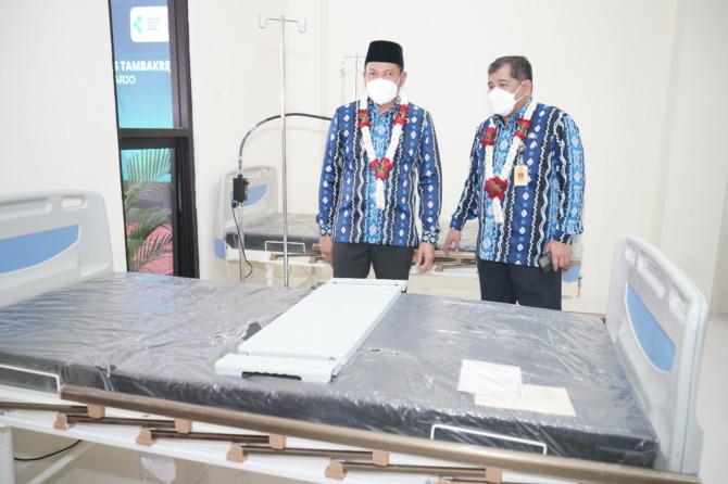 BERTAHAP: 70 persen alat kesehatan Puskesmas Tambakrejo telah dipenuhi. (RIZKY PUTRI PRATIMI/RADAR SIDOARJO)