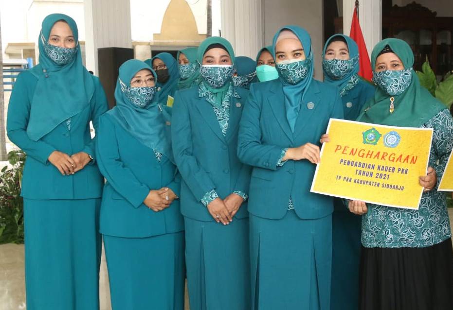 KOMPAK: Ketua TP PKK Sidoarjo Hj. Sa