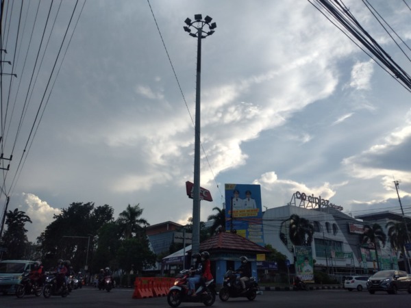 MASIH PROSES: Simpang Empat Babalayar bakal dipugar dengan desain baru. (HENDRIK MUCHLISON/RADAR SIDOARJO)