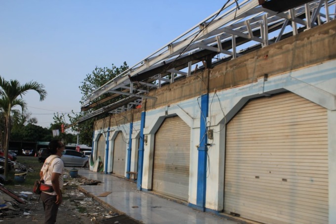 UNTUK KENYAMANAN: Sejumlah sarana dan prasarana di Terminal Porong akan diperbaiki secara bertahap. (HENDRIK MUCHLISON/RADAR SIDOARJO)