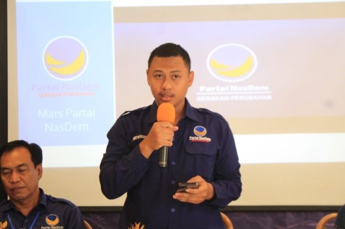 Ketua DPC Partai Nasdem Sedati Aditya Indra Putra Mualim. (HENDRIK MUCHLISON/RADAR SIDOARJO)