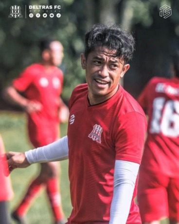 Pemain Deltras Sidoarjo Benny Wahyudi