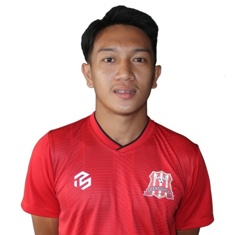 Pemain Deltras Sidoarjo Khakim Al Mukhasibi.