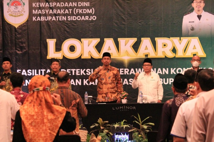 ANTISIPASI : Bupati Sidoarjo Ahmad Muhdlor saat membuka Lokarya deteksi dini kerawanan konflik sosial dan gangguan kamtibmas. (HENDRIK MUCHLISON/RADAR SIDOARJO)