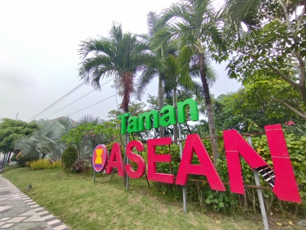 SEGERA DIREVITALISASI: Taman ASEAN menjadi salah satu titik RTH yang akan diperbaiki tahun ini. (ANNISA FIRDAUSI/RADAR SIDOARJO)