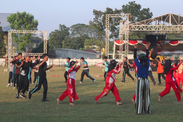 Geladi Bersih Pembukaan Porseni se-Provinsi Jatim di Stadion Merdeka Jombang