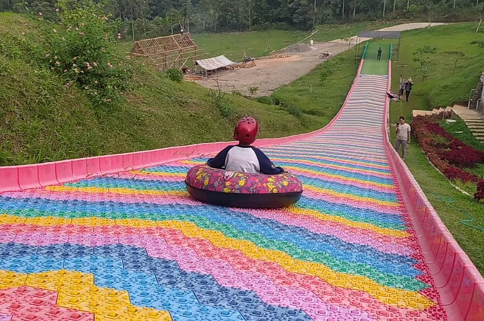 Salah satu wahana wisata di Wonosalam, Jombang