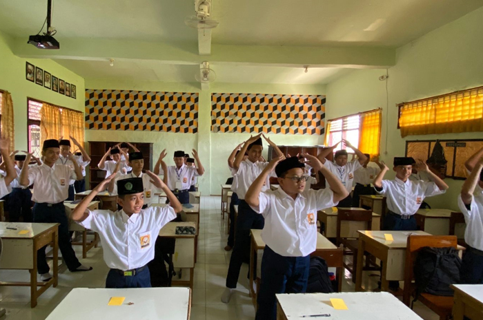 Salah satu kegiatan MPLS di SMPN 3 Peterongan