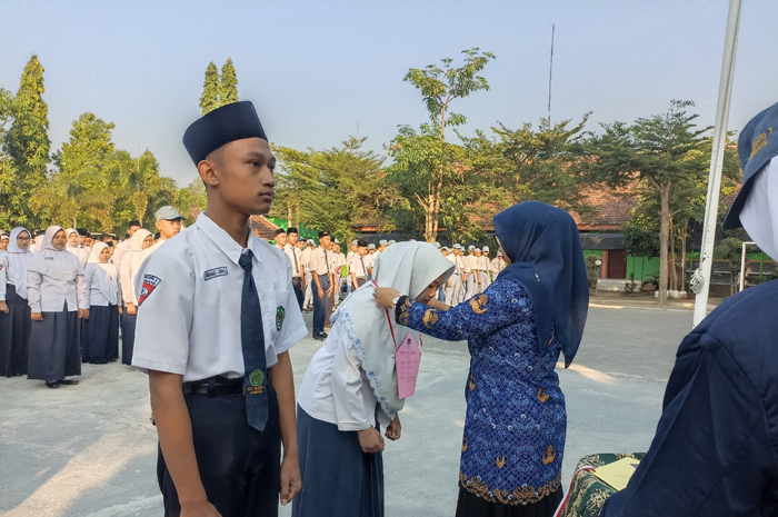 Prosesi pembukaan Matsama di MAN 7 Jombang
