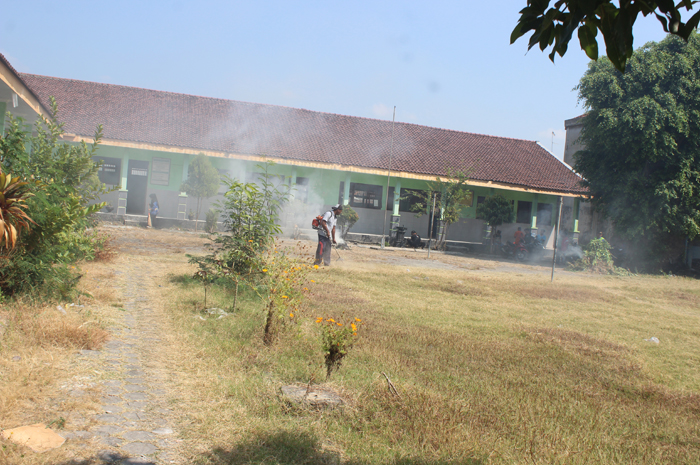 Gedung SDN Bawangan 1 Ploso Jombang yang kini jadi rebutan Pemdes dan Wilker Pendidikan