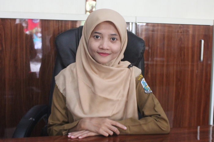 Neutrina Nilamsari SPd, guru Teknik Komputer dan Jaringan SMKN Gudo