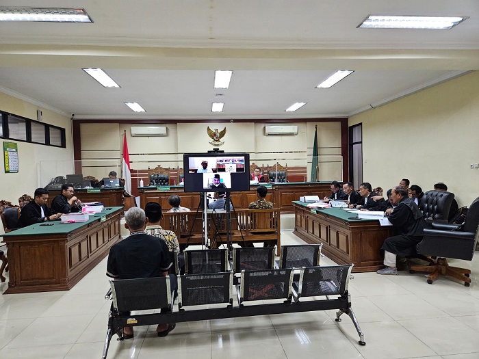 Lima ketua Poktan di Kecmatan SUmobito Jombang dihadirkan untuk jadi saksi dalam sidang korupsi pupuk bersubsidi tahun 2019 di Pengadilan Tipikor Surabaya
