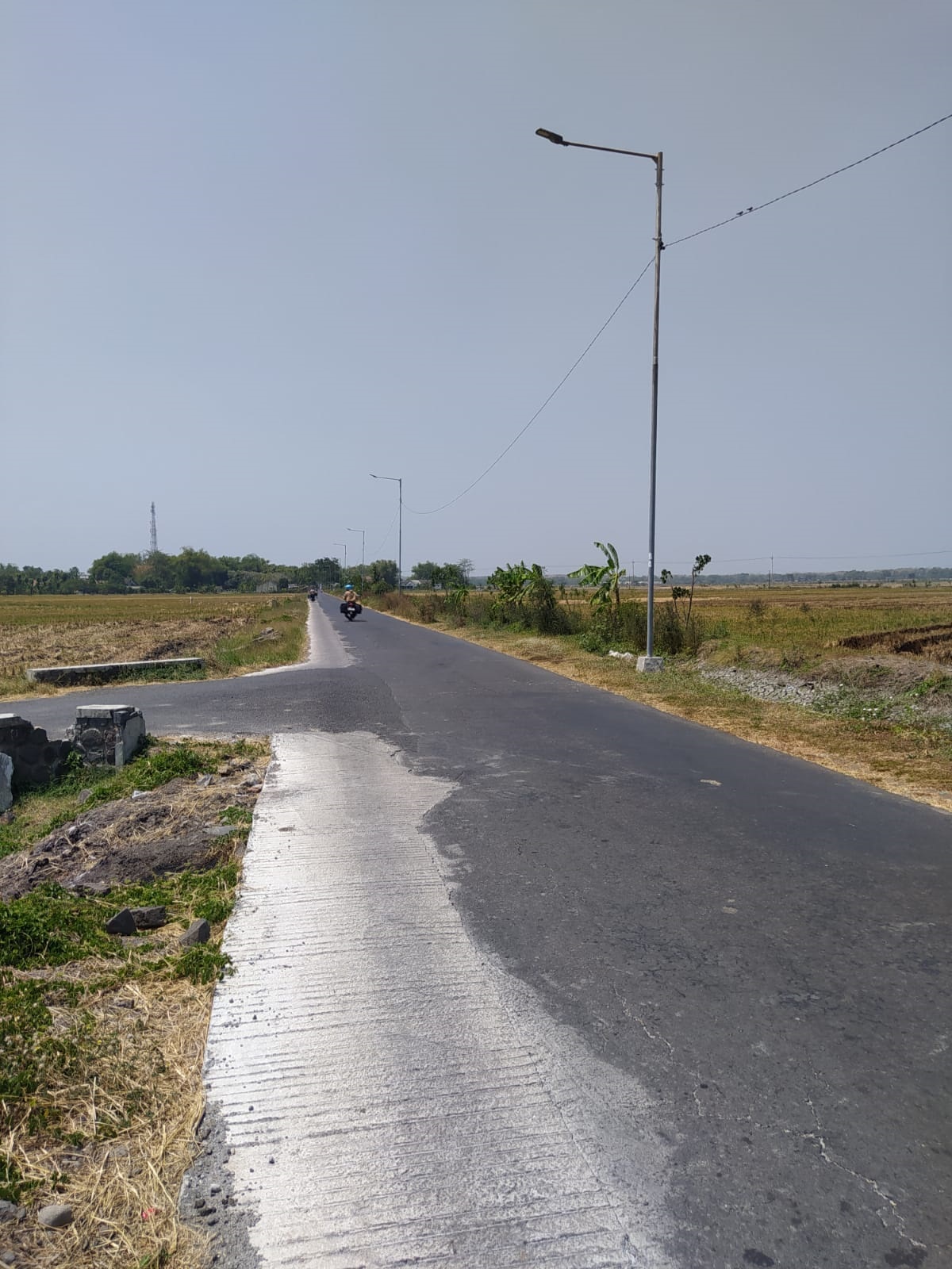 Pembangunan jalan ruas Denanyar-Megaluh jadi salah satu upaya Pemkab memperbaiki akses menuju wilayah kota
