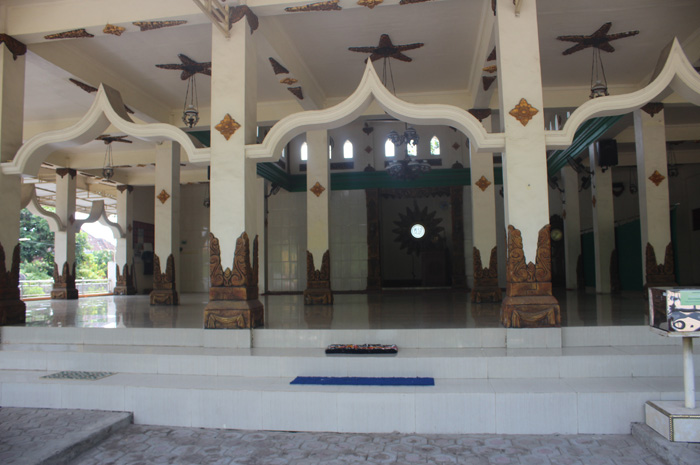 Bangunan megah Masjid Ar Rahman yang terletak di Dusun Bodo, Desa Pulorejo, Kecamatan Ngoro