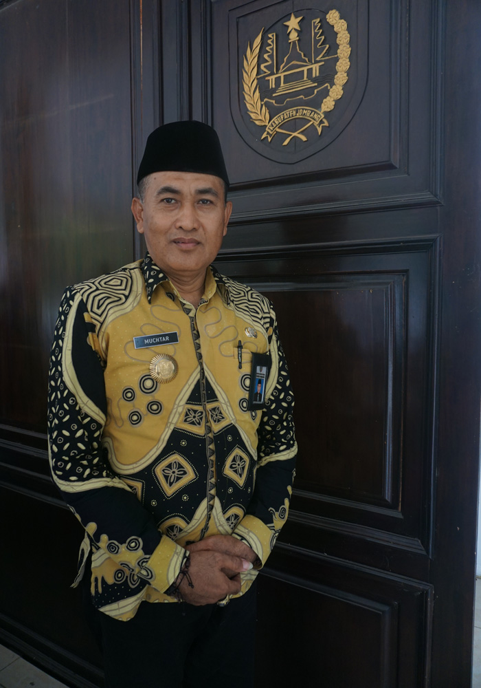 Camat Mojoagung Muchtar
