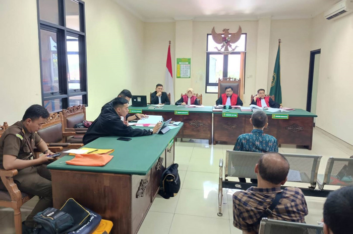 Proses pemeriksaan saksi ahli dalam sidang korupsi Pupuk bersubsidi di Jombang tahun 2019
