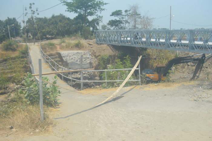 Jembatan Bailey di Desa Gondangmanis, Bandarkedungmulyo Jombang yang rencananya bakal digeser mulai pekan depan