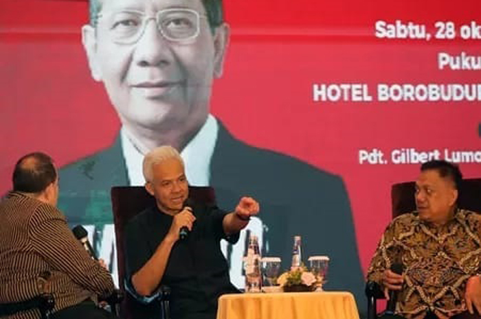Relawan Damai Sejahtera (REDS) mendeklarasikan dukungan kepada Ganjar Pranowo dan Mahfud MD di Hotel Borobudur, pada sabtu (28/11).