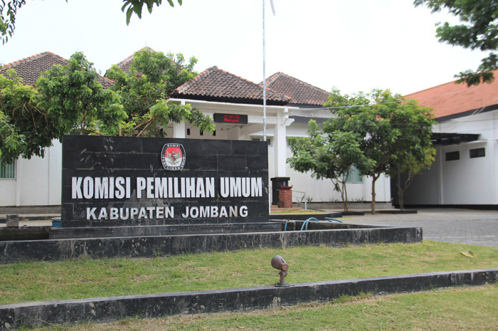 Ilustrasi kantor KPU Jombang. Hingga empat hari jelang penutupan, belum ada satupun panitia kampanye pemilu 2024 yang mendaftar.
