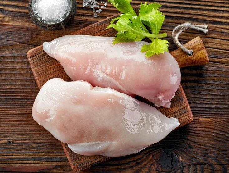 Ilustrasi gambar dada ayam, sejumlah kandungan dalam bagian daging ayam ini ternyata sangat bermanfaat bagi orang yang sedang menjalankan diet.