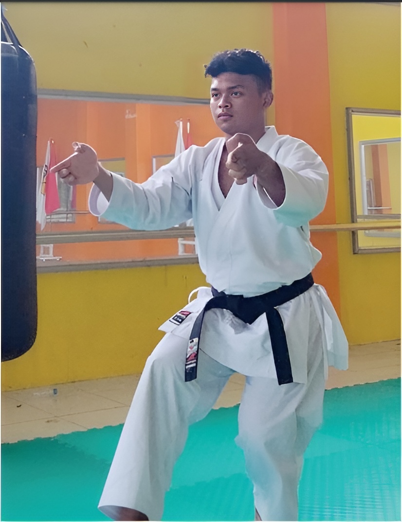 Atrimdia Jala Nando, karateka peraih medali Porprov Jatim 2023 asal Jombang