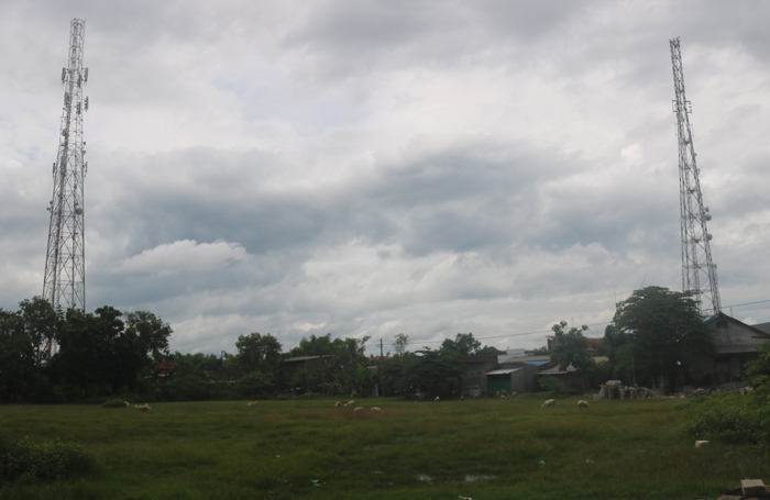 DISEWA PEMKAB: Lapangan Bawangan di Desa Losari, Kecamatan Ploso ditetapkan sebagai tempat relokasi pedagang Pasar Ploso.
