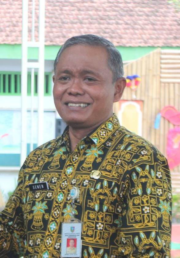 Senen, Kepala Dinas P dan K Kabupaten Jombang
